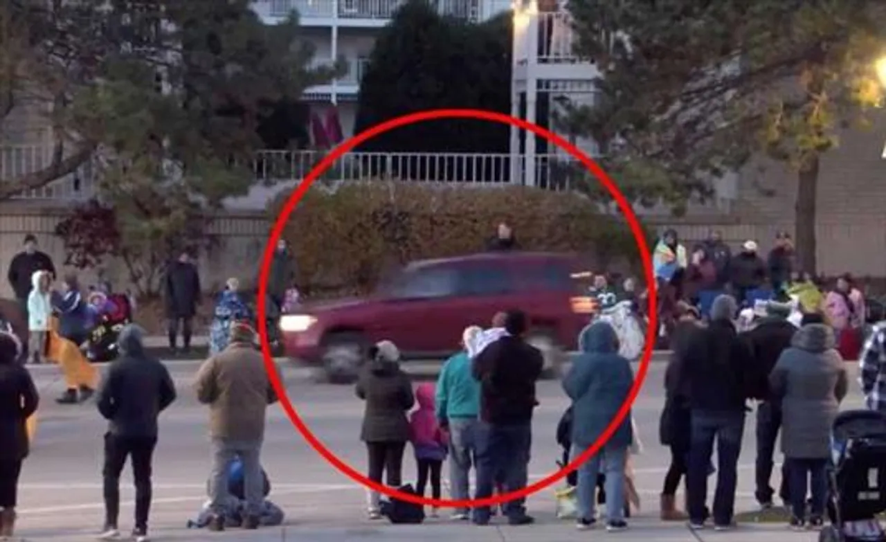 নিমেষে গাড়ির চাকায় পিষ্ট একাধিক