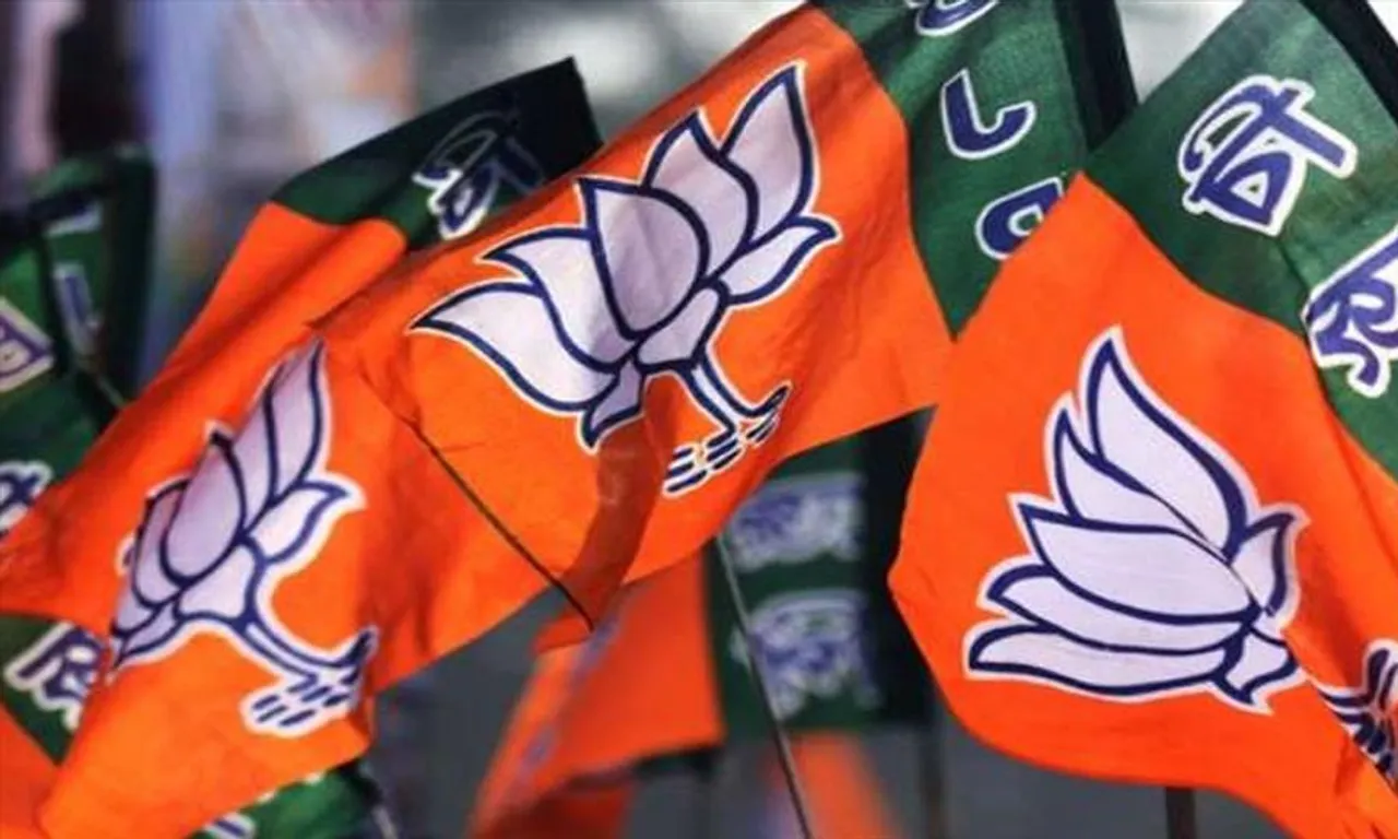 ভুয়ো ভ্যাকসিনকাণ্ডের প্রতিবাদ, আটক শমীক ভট্টাচার্য