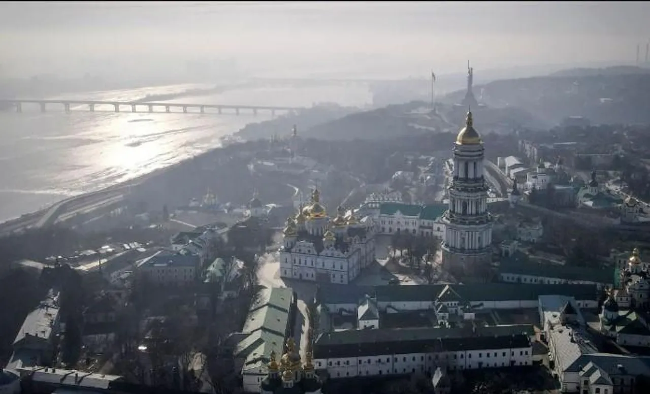 ইউক্রেনের অর্থনীতি ২০২২ সালে ৩০% সঙ্কুচিত হয়েছে