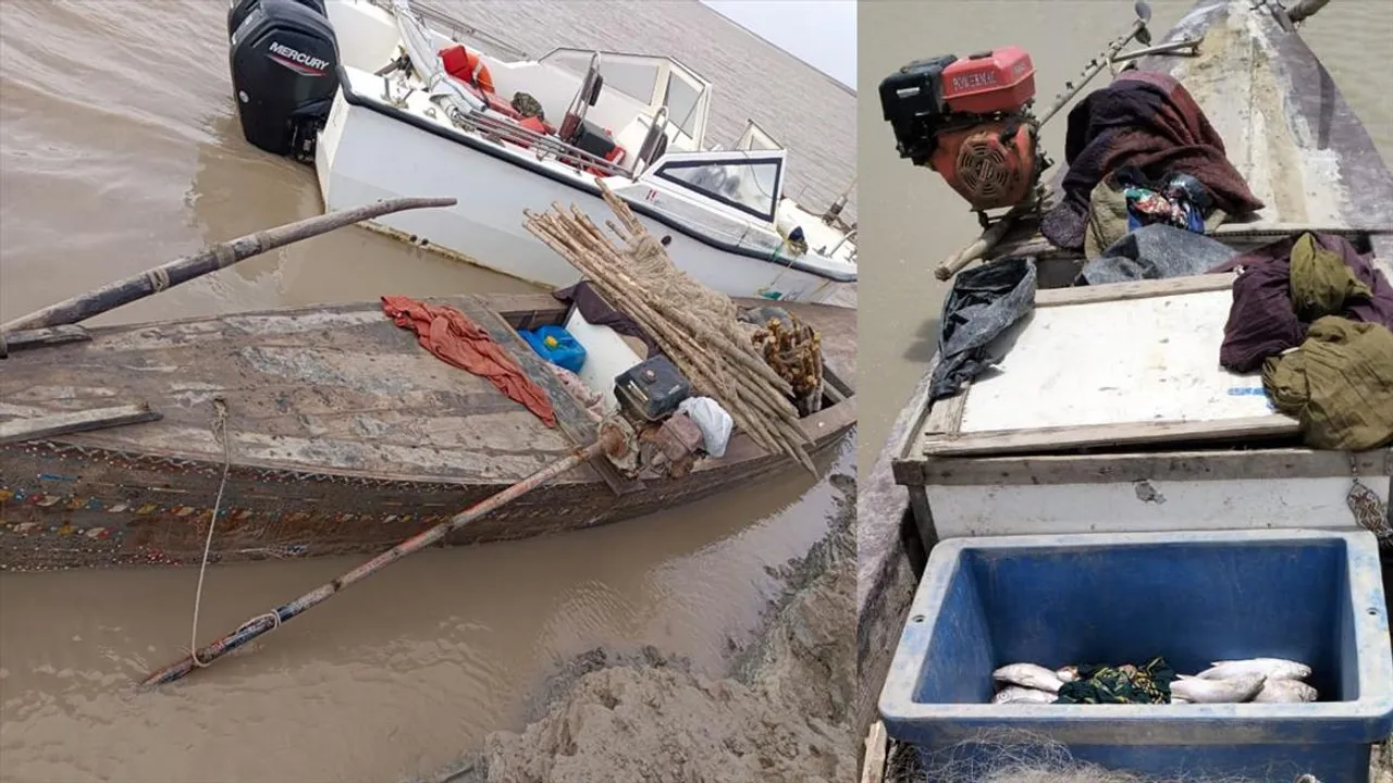 হারামি নালার কাছে আটক ৪টি পাকিস্তানি মাছ ধরার নৌকা