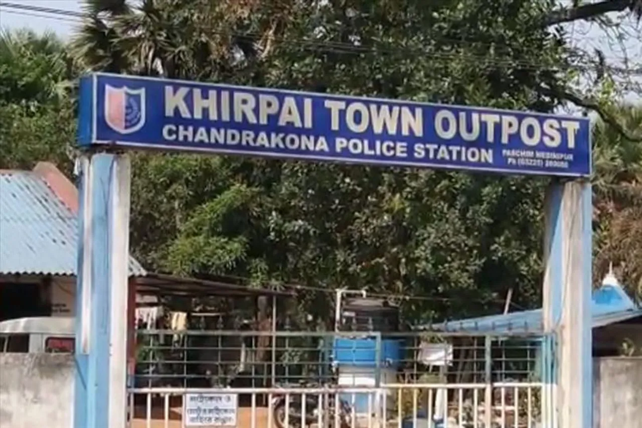 বিদ্যুৎ দফতরের কর্মীর রহস্য মৃত্যু