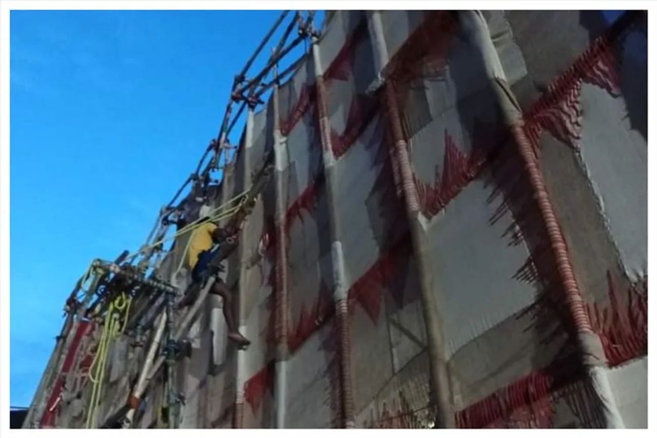 সিকদার বাগানের থিম সং বাজিমাত করে দিয়েছে