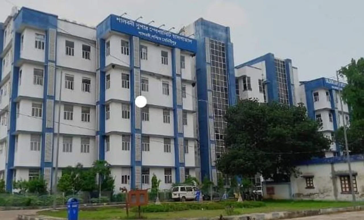 শালবনী করোনা হাসপাতালে কাজ থেকে অব্যাহতি!