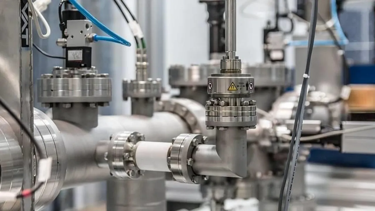 অ্যামোনিয়া লিক করে অসুস্থ ২০ শ্রমিক