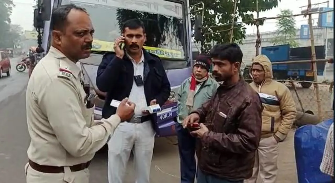 বড়সড় দুর্ঘটনার হাত থেকে রক্ষা পেল বাসযাত্রীরা, আটক মদ্যপ বাস চালক