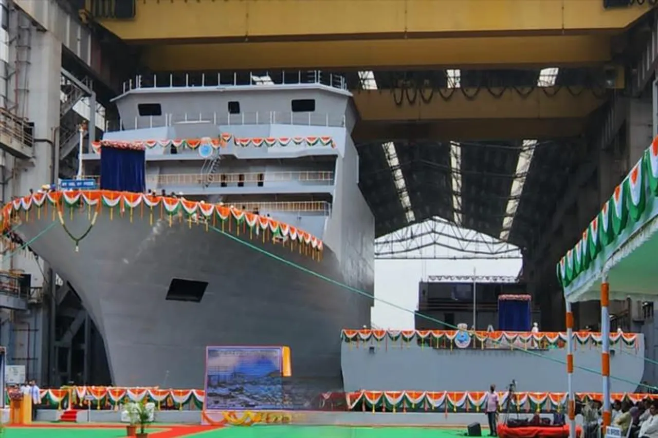 উদ্বোধন হল নৌবাহিনীর আদিবাসী ডাইভিং সাপোর্ট ভেসেল