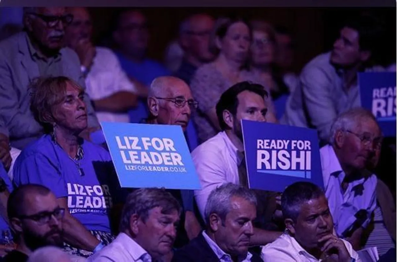 হ্যাকিং সতর্কতার পর পিছিয়ে গেল যুক্তরাজ্যের পরবর্তী প্রধানমন্ত্রীর ভোট