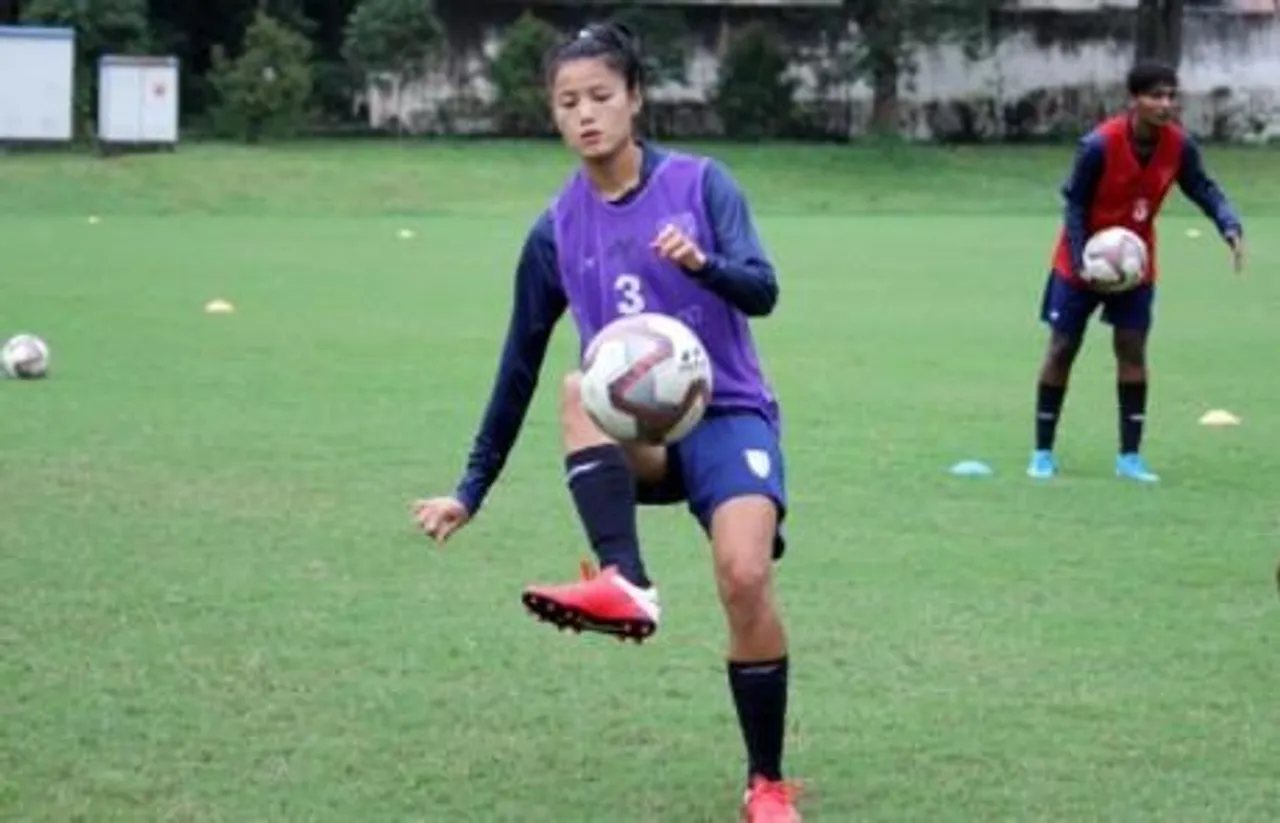 ব্রাজিলকে নিয়ে রণকৌশল সাজাচ্ছে ভারতের মহিলা ফুটবল দল