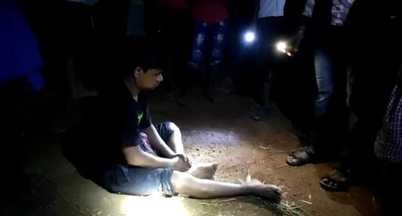 ঝাড়গ্রামে হাতি তাড়াতে গিয়ে হাতির হামলায় জখম হুলা পার্টির এক সদস্য