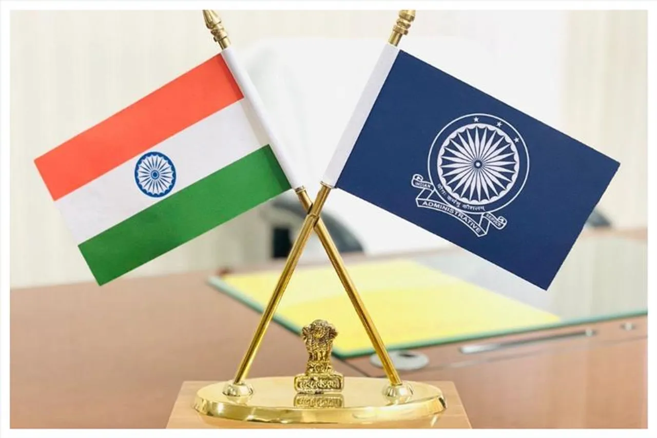 ১৪ জন আইএএস অফিসারের বদলি উত্তরপ্রদেশে