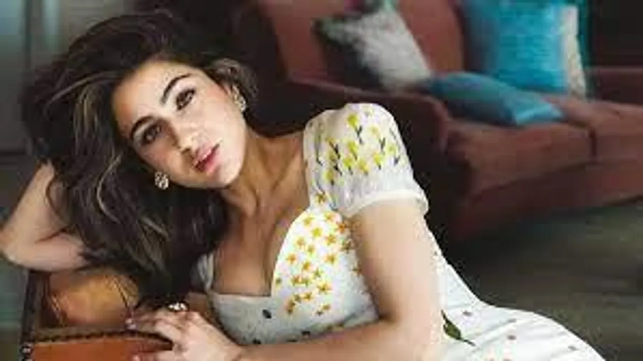 কাদের সঙ্গে ছিল সারার প্রেমেরে জল্পনা?  দেখে নিন