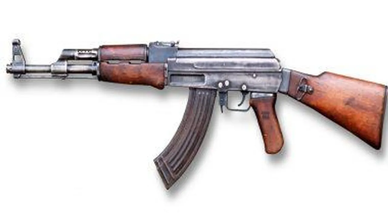 ঝাড়খণ্ডের মুখ্যমন্ত্রীর সঙ্গীর বাড়িতে ইডির হানা, উদ্ধার ২টি একে-৪৭