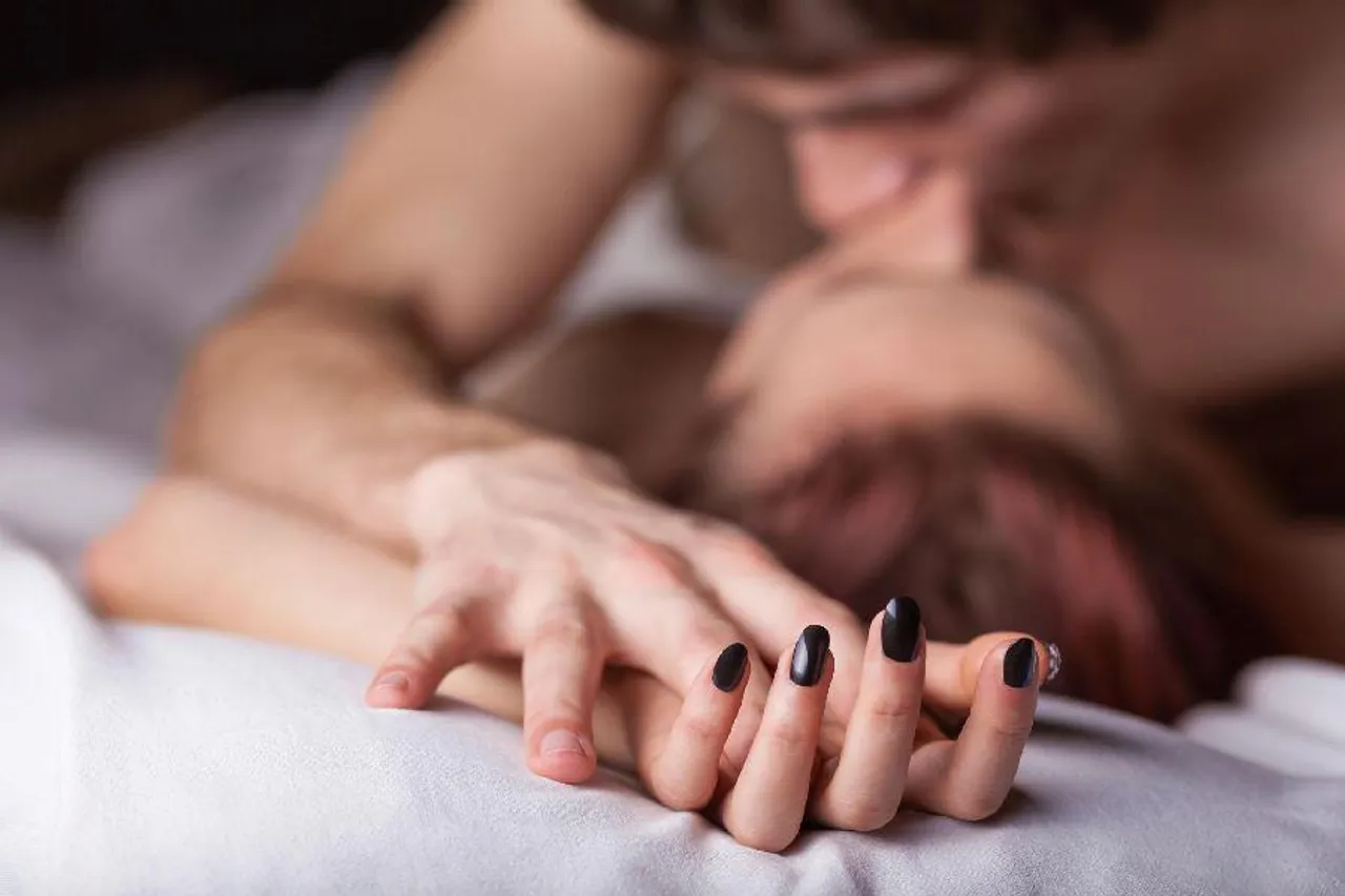 ফ্যান্টাসির খোঁজ: অনেকেই এটা চান