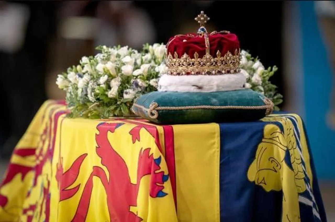 লন্ডনে রানীর কফিন নিয়ে যাওয়ার পথে শিবির না করার জন্য জনগণকে অনুরোধ করা হয়েছেঃ  ব্রিটিশ সরকার