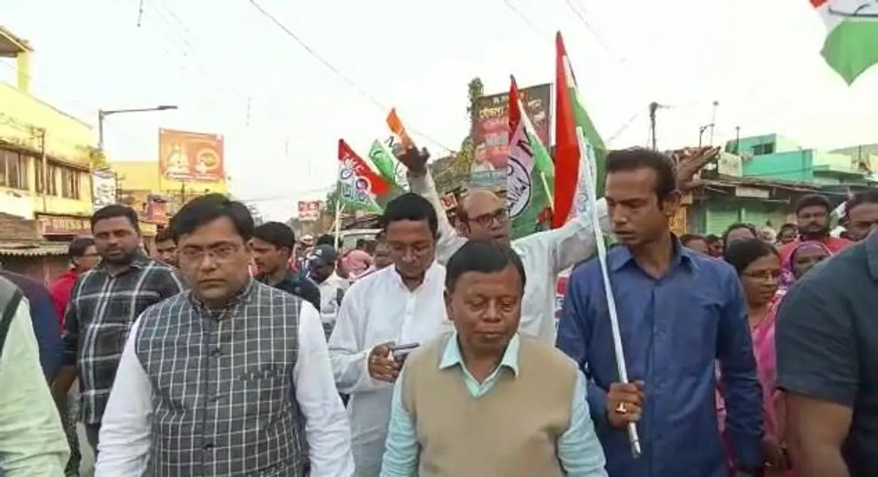 উখরাতে কেন্দ্র সরকারের বিরুদ্ধে প্রতিবাদ মিছিল তৃণমূলের