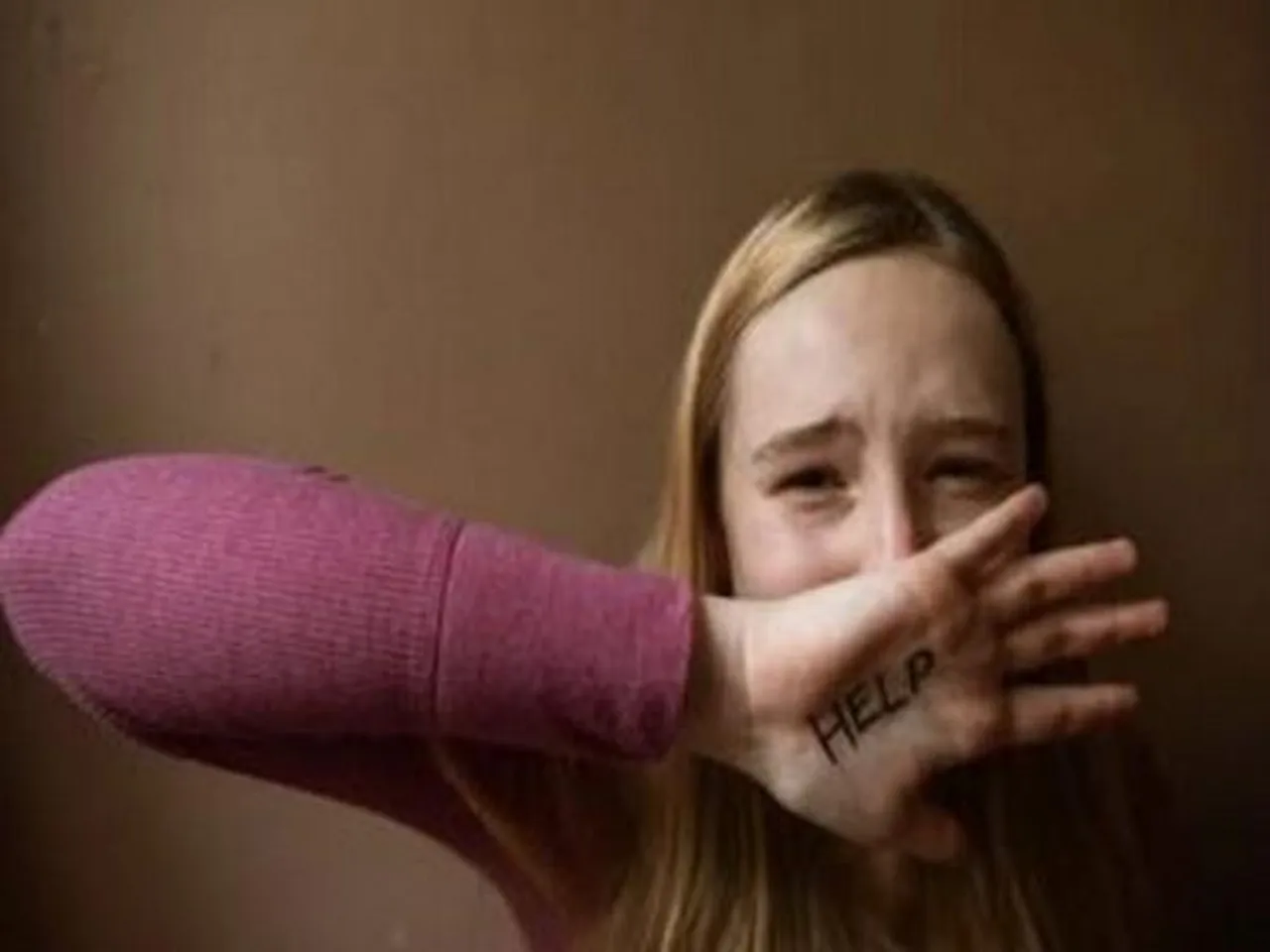 রূপসী  নারীদের ওপর হওয়া যৌন হয়রানির সংখ্যা তুলনামূলক বেশি