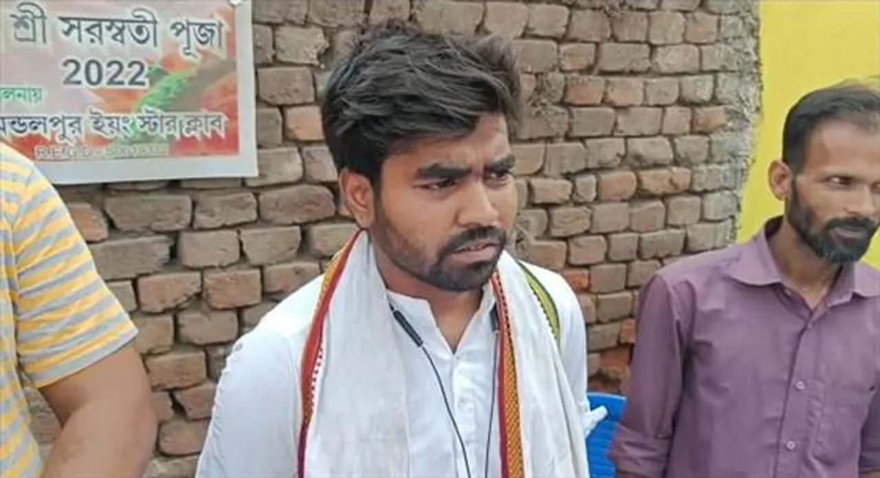 ভোটারদের গুড় বাতাসা দেওয়া নিয়ে কী বলল তৃণমূল নেতৃত্ব?