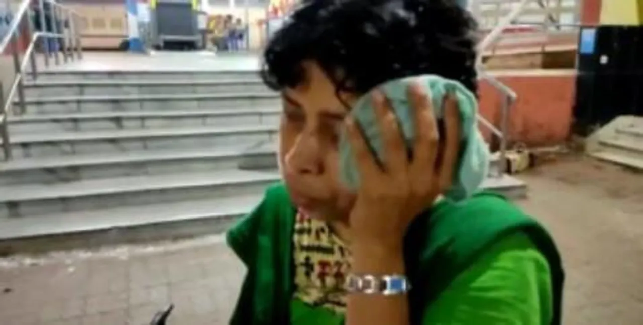 বালুরঘাটগামী তেভাগা এক্সপ্রেসে হামলা, আহত এক মহিলা