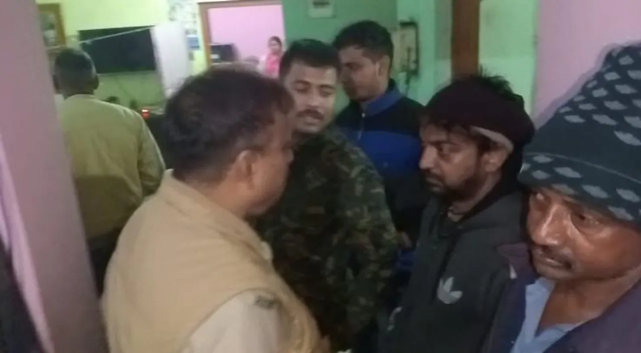 ভর সন্ধ্যায় ডাকাতির চেষ্টা জামুরিয়ায়