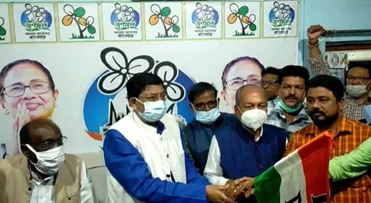 বিজেপি ছেড়ে তৃনমূলে যোগ দিলেন একাধিক