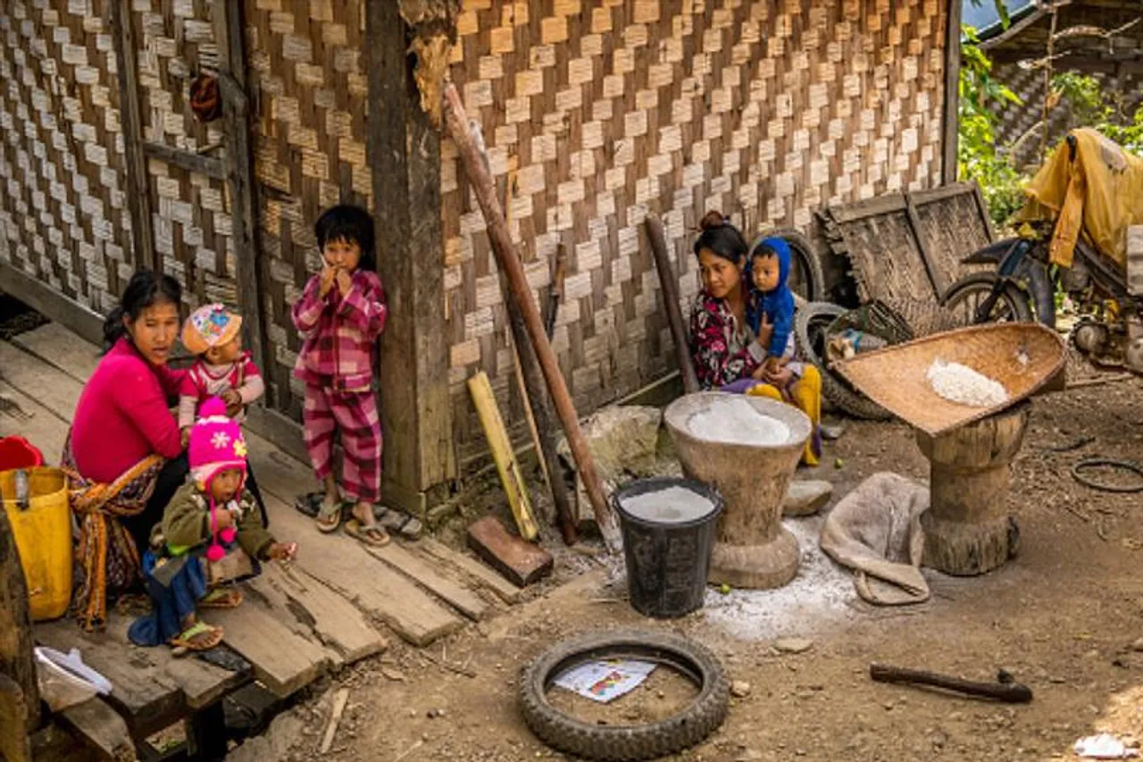 মায়ানমারের শরণার্থীদের বিনা অনুমতিতে জমি/বাড়ি না কেনার নির্দেশ মিজোরামের