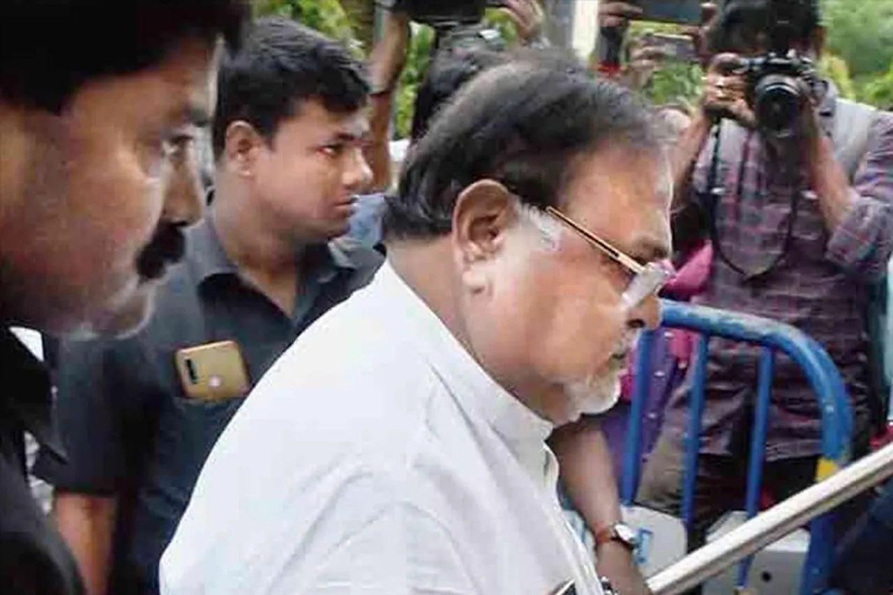 নিয়োগ দুর্নীতি মামলায় আদালতে পেশ করা হবে পার্থ সহ ৭ জনকে