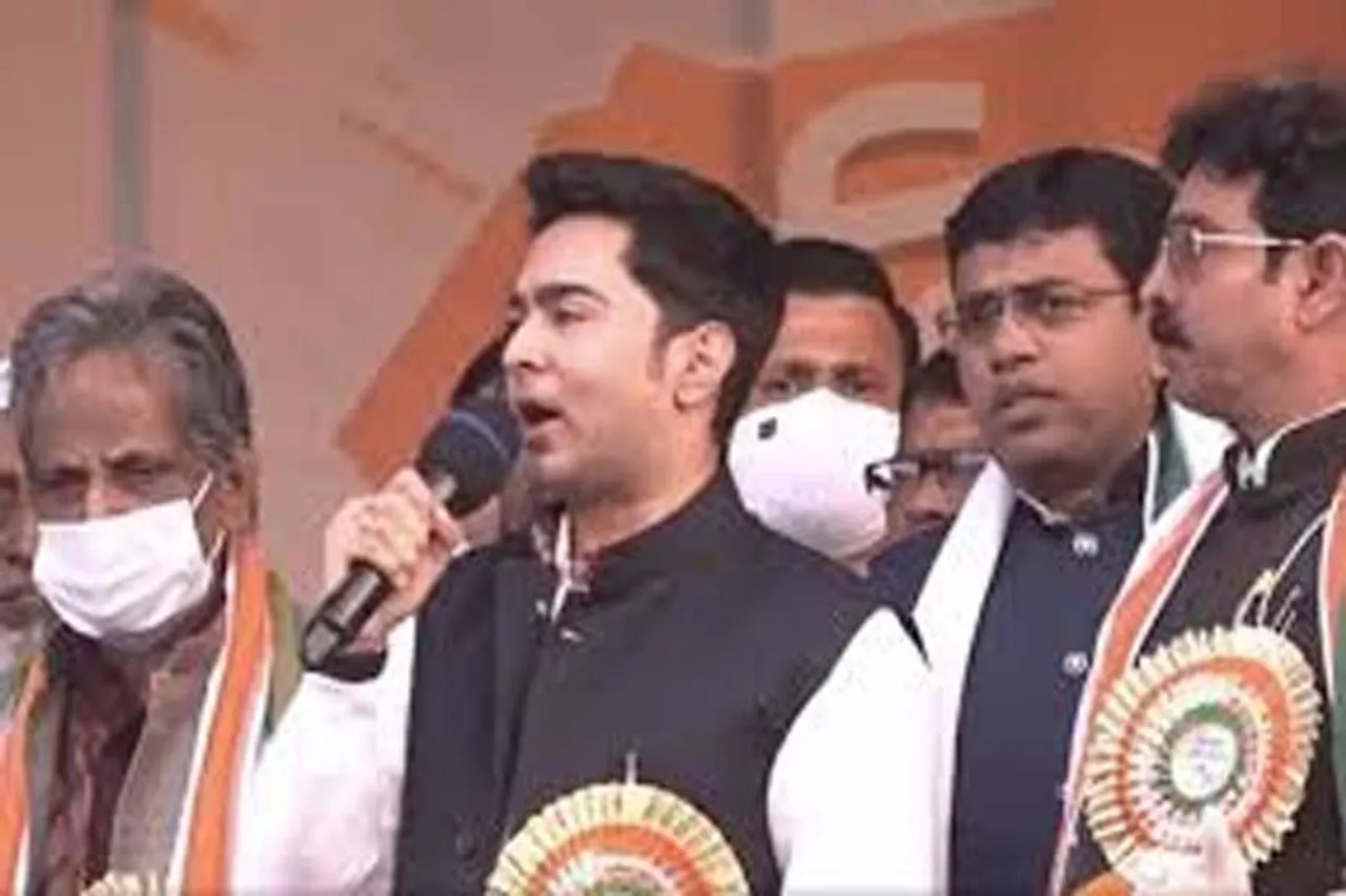 ট্যুইটে বাংলার বিজেপি নেতাদের ধন্যবাদ দিলেন অভিষেক বন্দ্যোপাধ্যায়