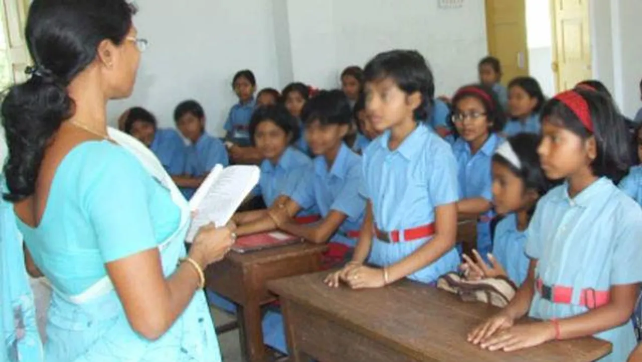 নতুন বছরেই ২০ হাজার শূন্যপদে শিক্ষক নিয়োগ!