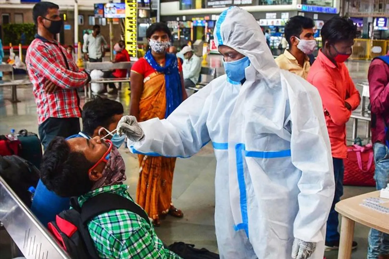 ২৪ ঘণ্টায় দেশে করোনায় আক্রান্ত হয়েছেন ৮৮২২ জন