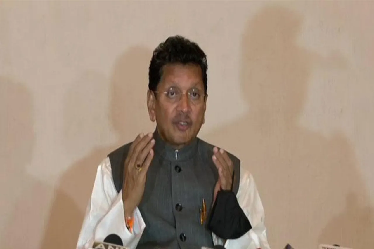 'একনাথ শিন্ডেকে বহিষ্কারের সিদ্ধান্ত গণতন্ত্রের ওপর প্রভাব ফেলবে'