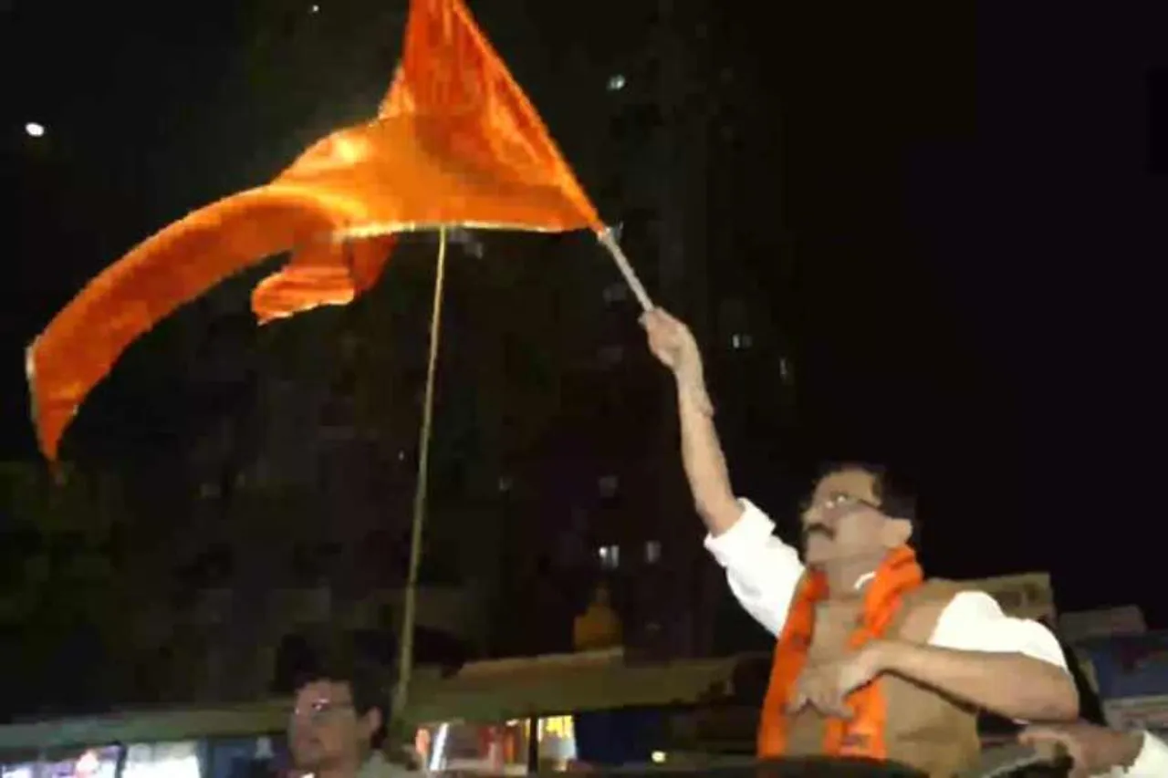 জল থেকে মুক্তি পায়ে মত প্রকাশ সঞ্জয় রাউতের