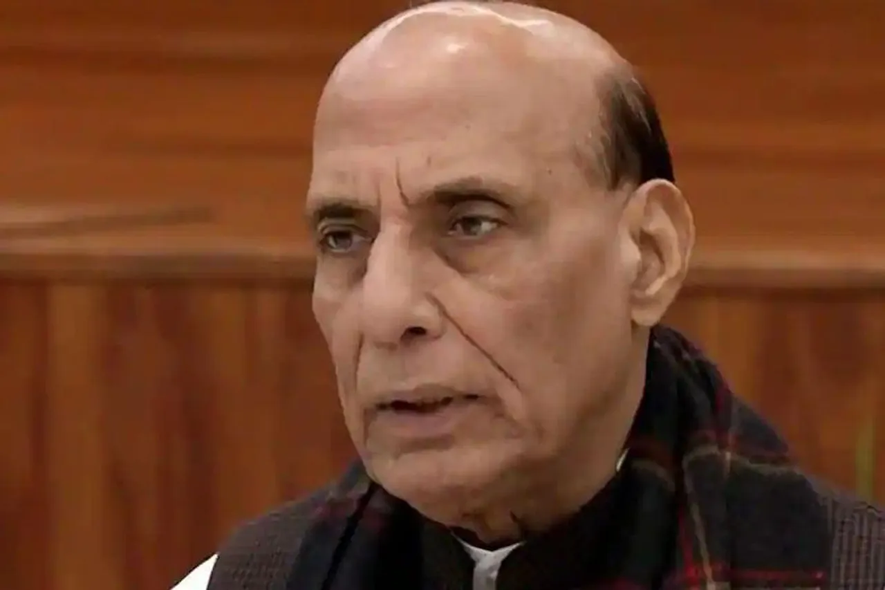 অবতরণের আগে এয়ার ট্রাফিক কন্ট্রোলের সঙ্গে যোগাযোগ বিচ্ছিন্ন হয়ে যায়