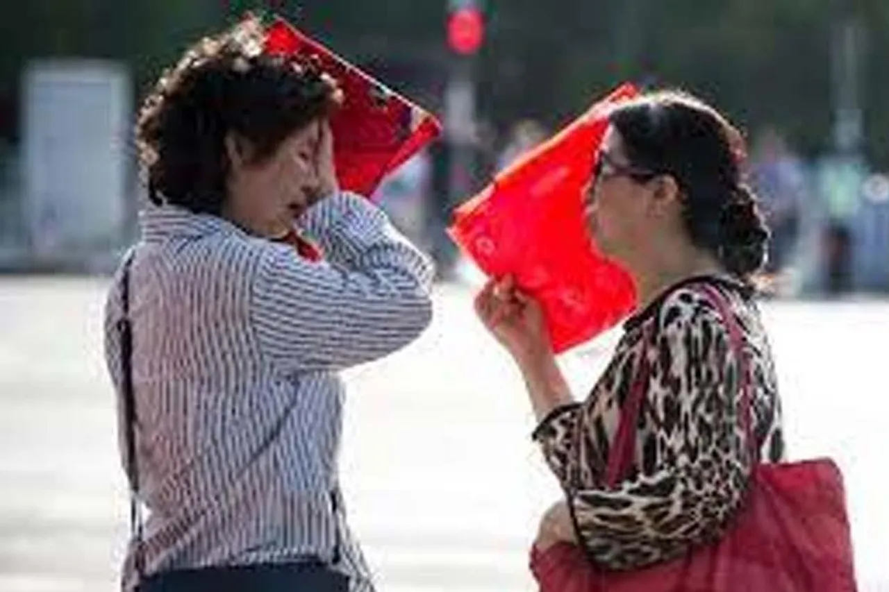 চিনে রেকর্ড ব্রেকিং পর্যায়ে পৌঁছল বিদ্যুতের ব্যবহার