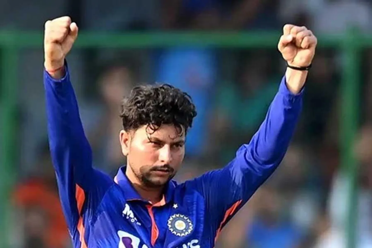 পরপর দুটি উইকেট পড়ল শ্রীলঙ্কার