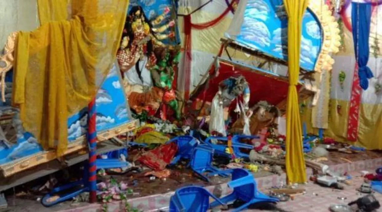 অষ্টমীর রাতে বাংলাদেশের একাধিক মন্দিরে দুষ্কৃতি হানা, প্রাণ গেল একাধিক হিন্দুর