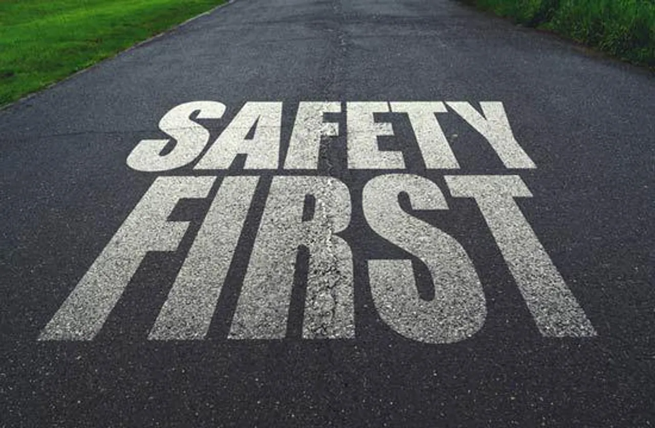 দূর্ঘটনার কবলে পাঁশকুড়া