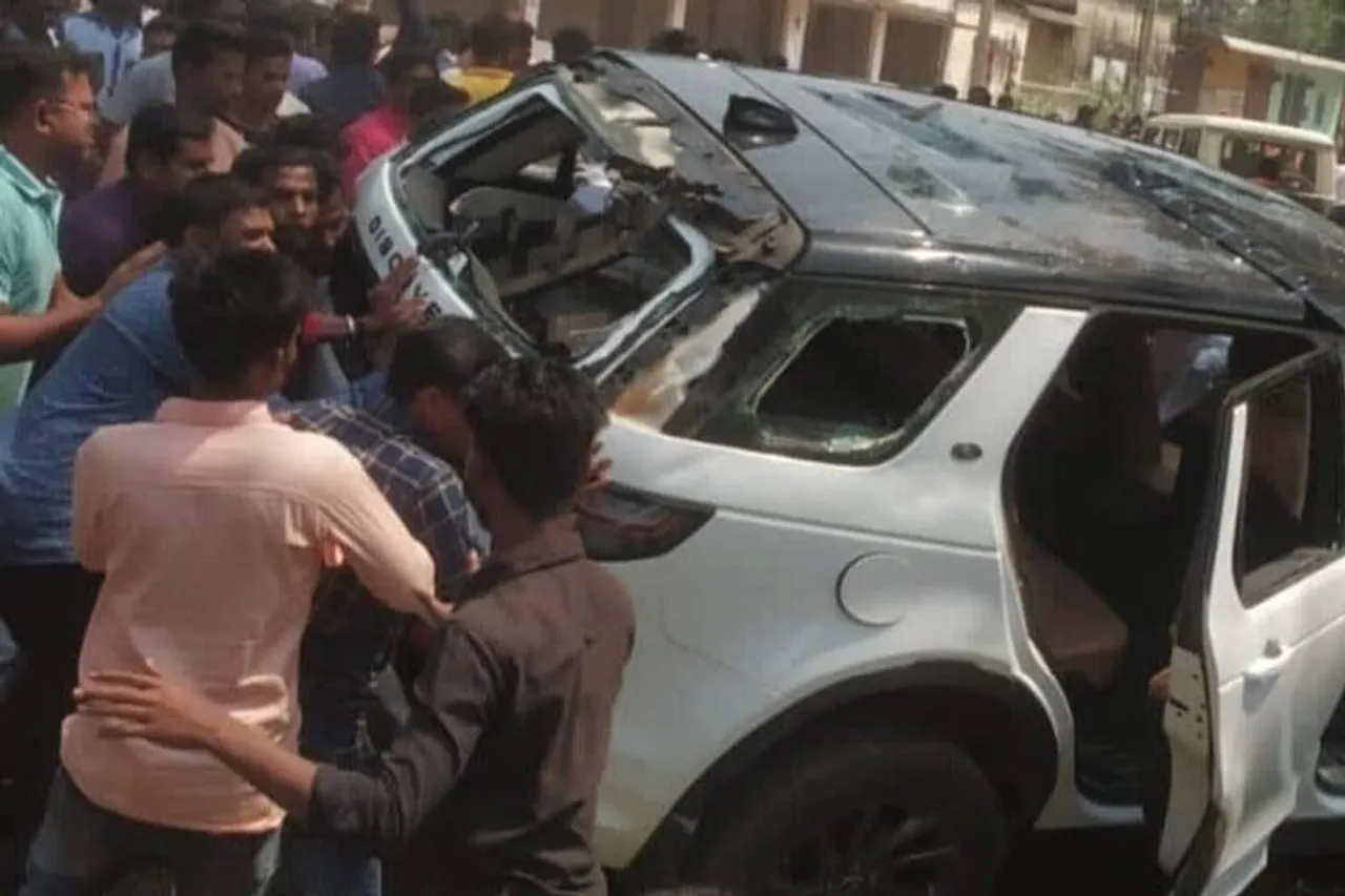 লখিমপুরের ঘটনার পুনরাবৃত্তি! বিধায়কের গাড়ির ধাক্কায় আহত ২২