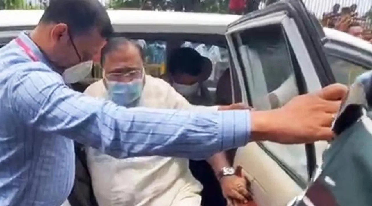 পার্থ কাণ্ডের তদন্তে নেমে কপালে ভাঁজ ইডির