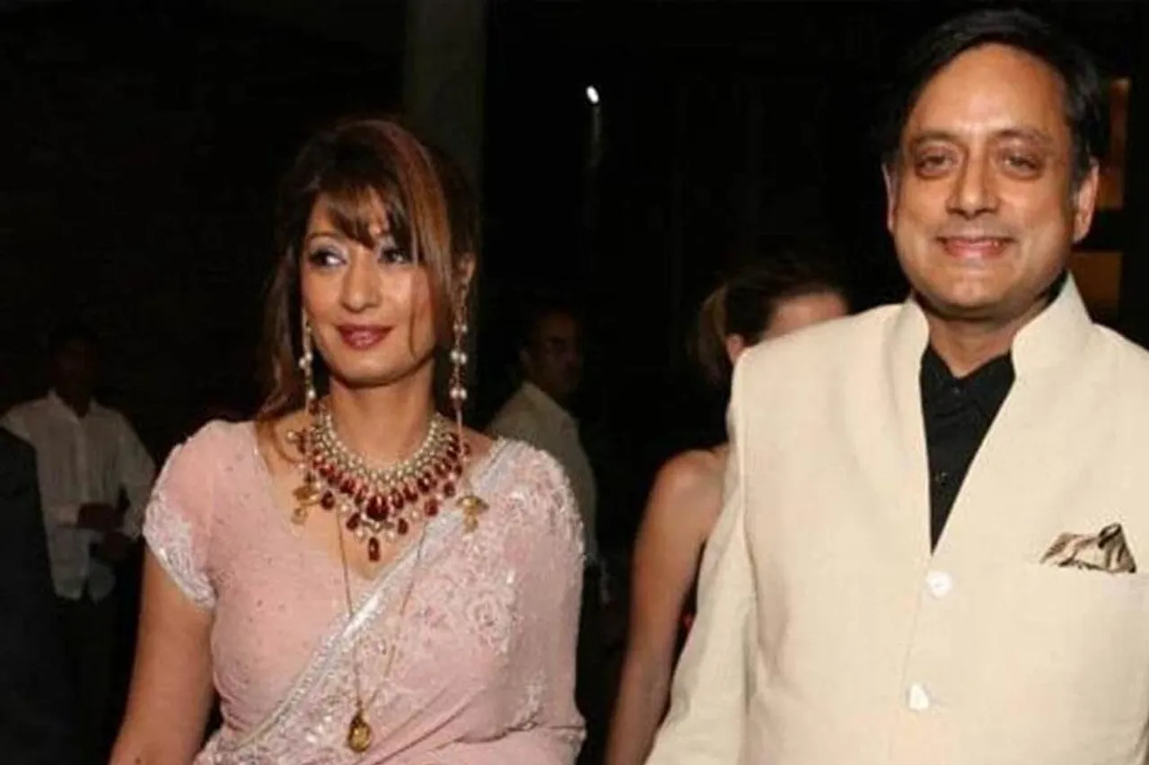 সুনন্দা হত্যা মামলায় স্বস্তি পেলেন শশী থারুর