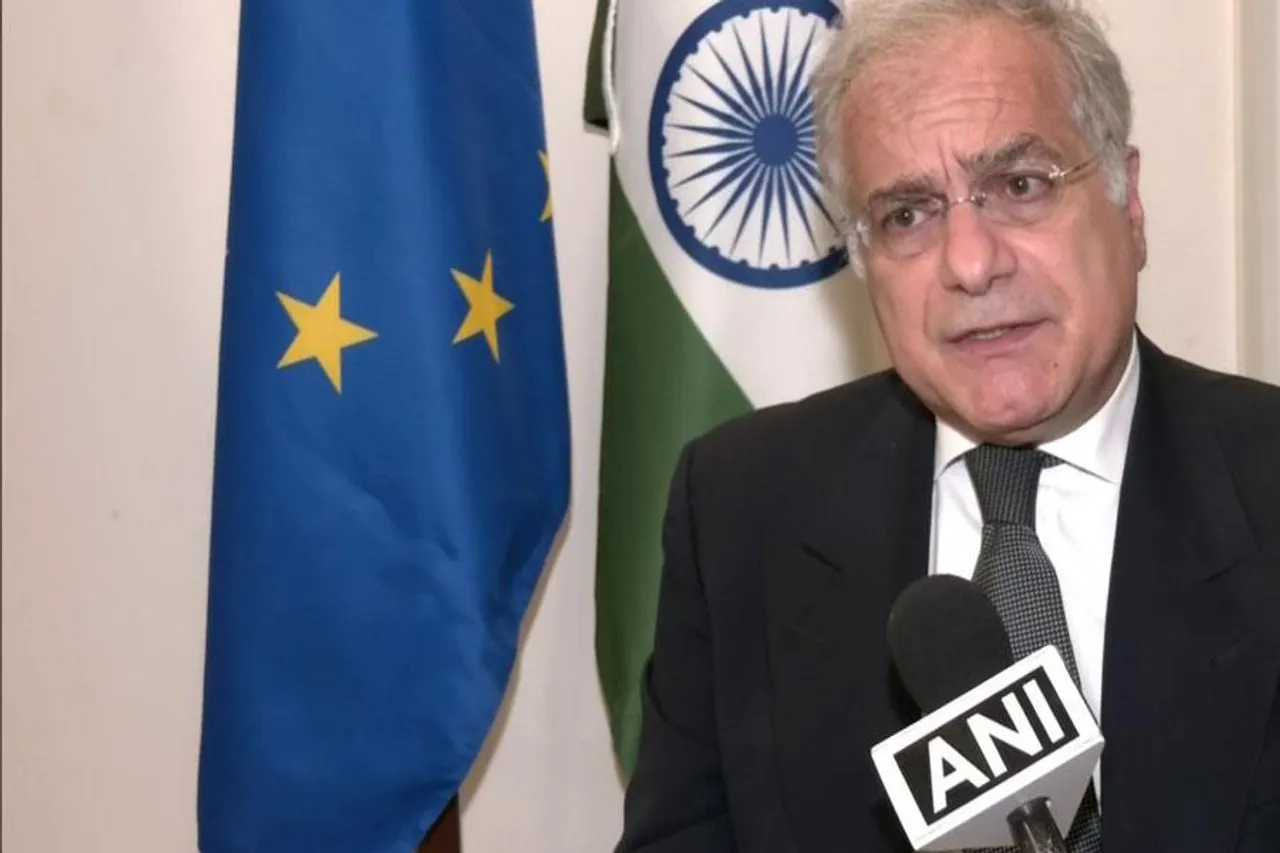 রাশিয়ার জ্বালানির ওপর নির্ভরশীলতা কমেছে: ভারতে নিযুক্ত ইউরোপীয় ইউনিয়নের রাষ্ট্রদূত