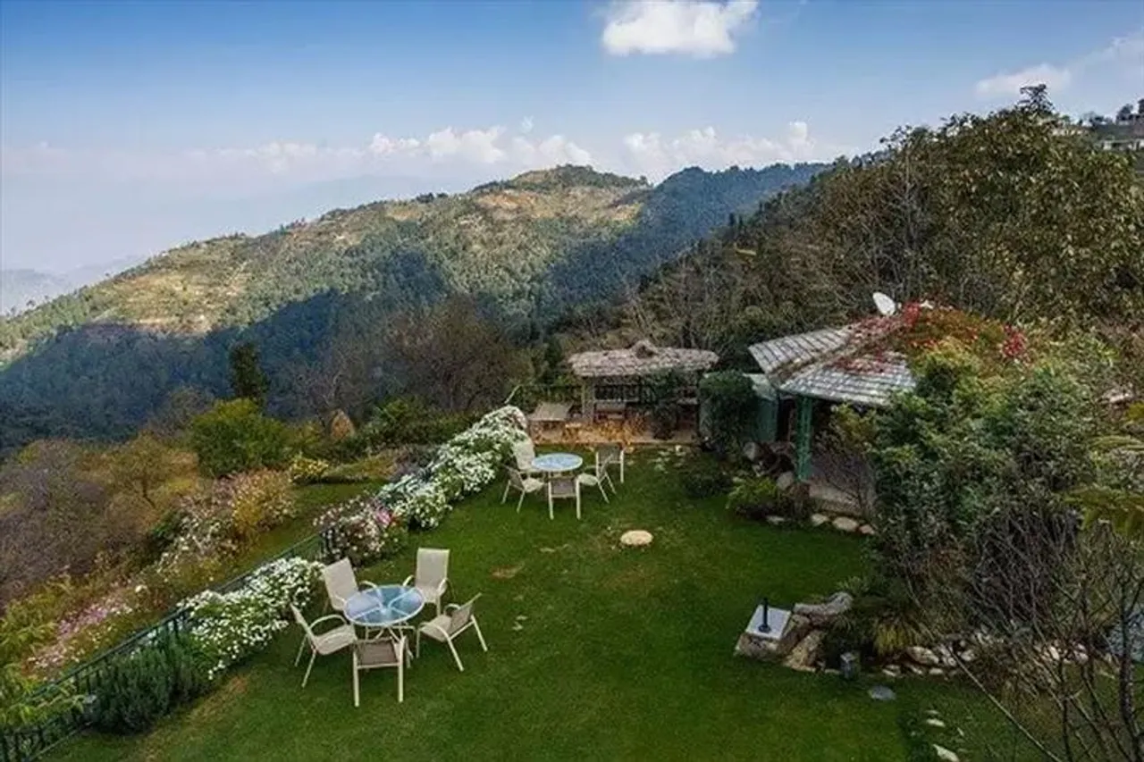 আপনিও কি খুব ভ্রমণপিপাসু? ঘুরে আসুন কান্তল