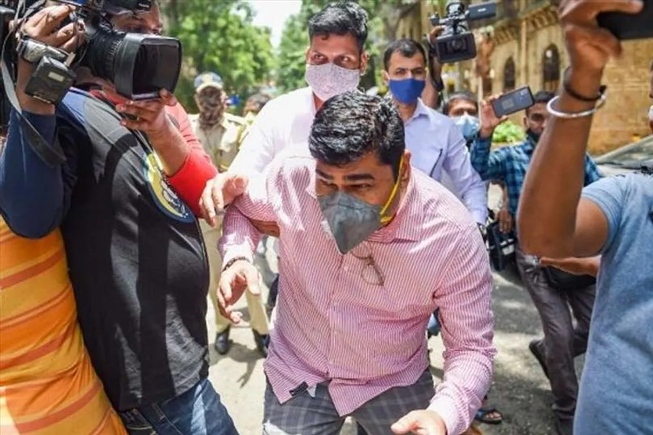 ১ লাখ টাকার বন্ডে জামিন পেলেন কুন্দন শিন্ডে