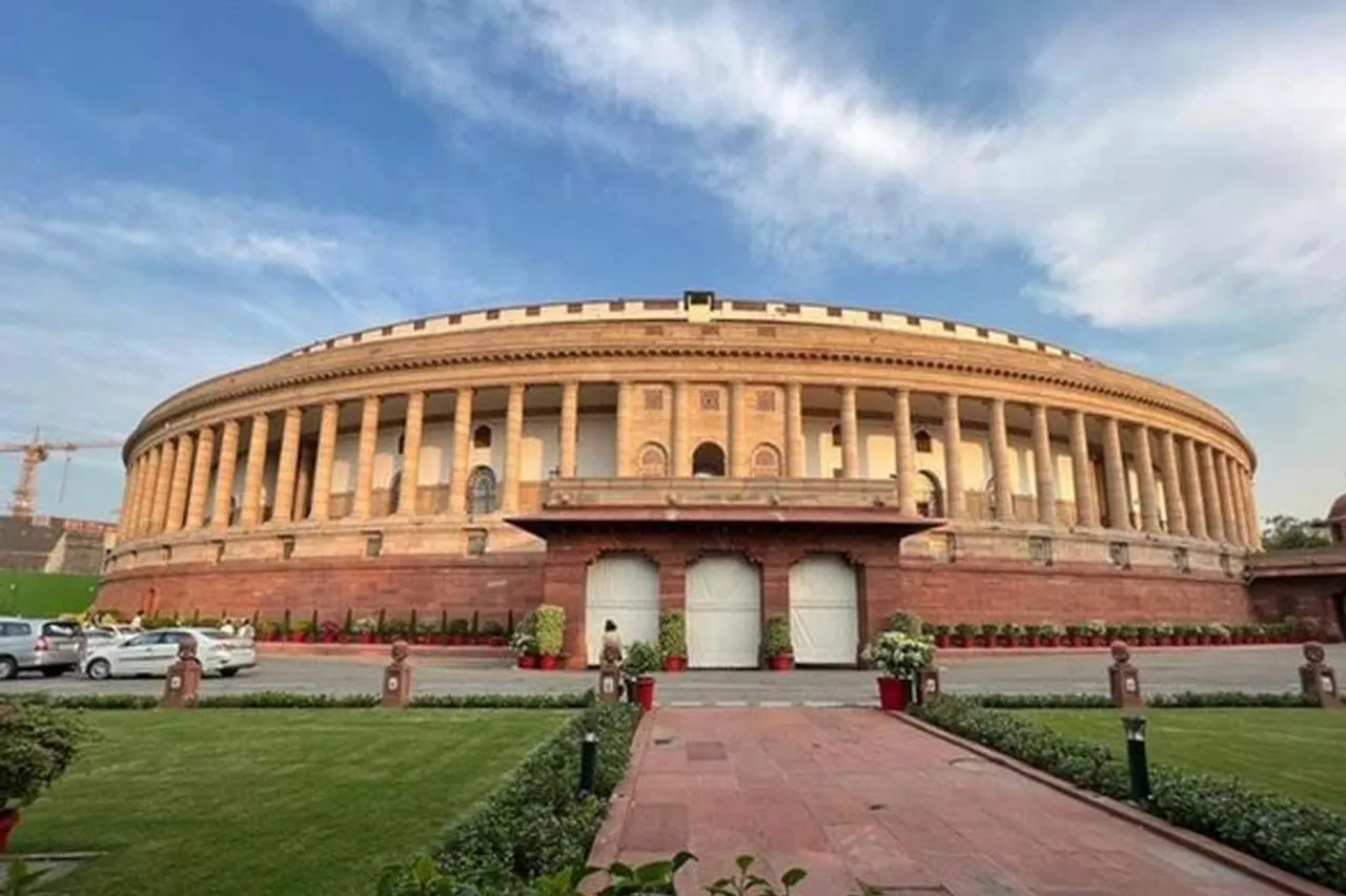 ই-কোর্টের কাজ নিয়ে উদ্বেগ প্রকাশ করলেন সাংসদরা