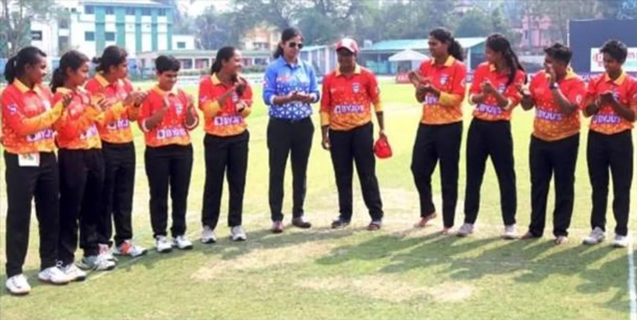 টি-টোয়েন্টি লিগে জয়ের হ্যাটট্রিক ইস্টবেঙ্গলের