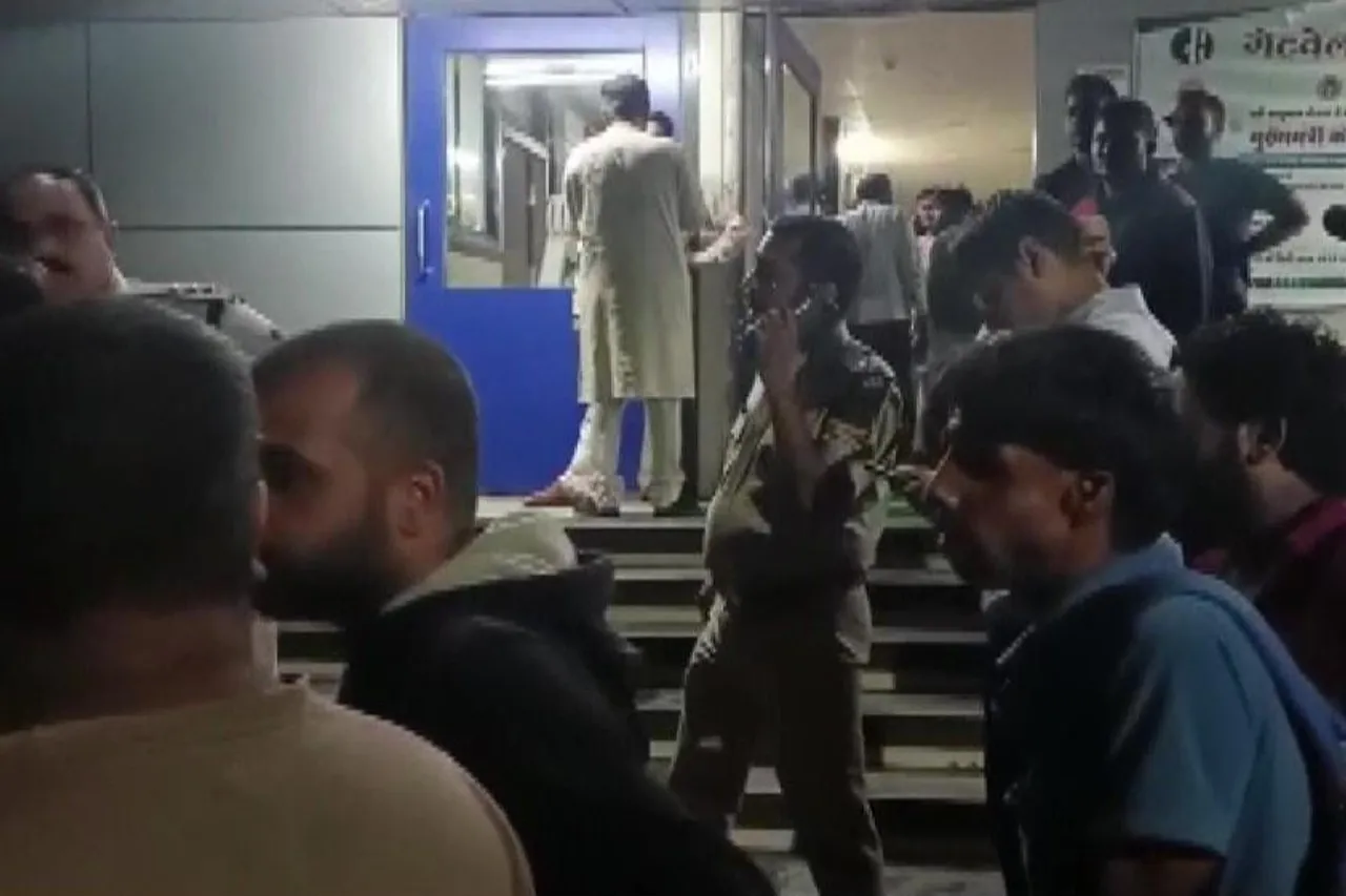 ইন্দোরের বেরছায় বোমা বিস্ফোরণে ১২ বছরের কিশোরের মৃত্যু, আহত ১৫