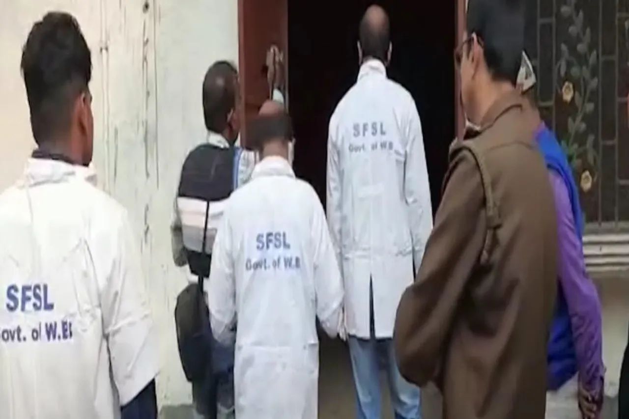 লালন শেখের বাড়িতে ৪ জনের ফরেনসিক দল