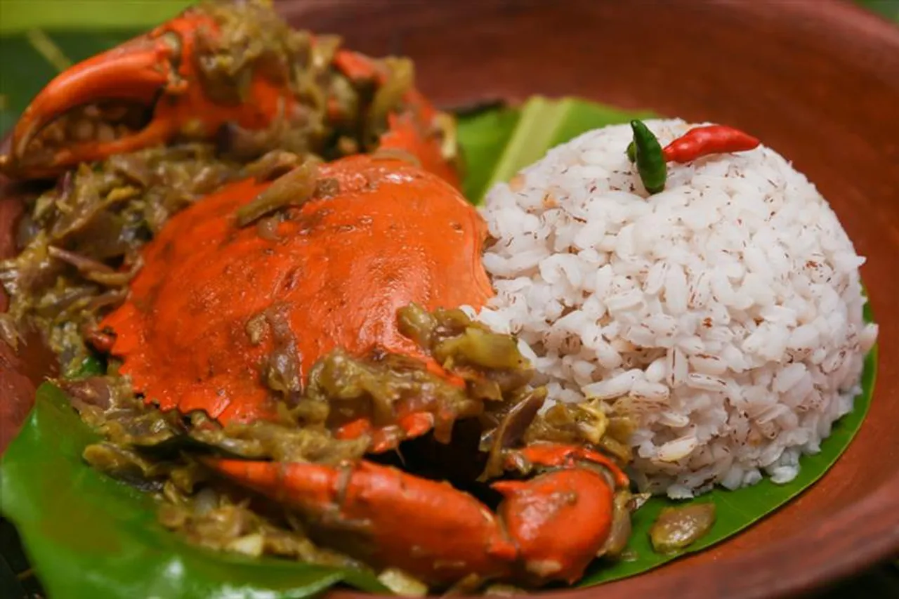 শীতে ব্যাপক চাহিদা কাঁকড়ার, লক্ষ্মীলাভ বিক্রেতাদের