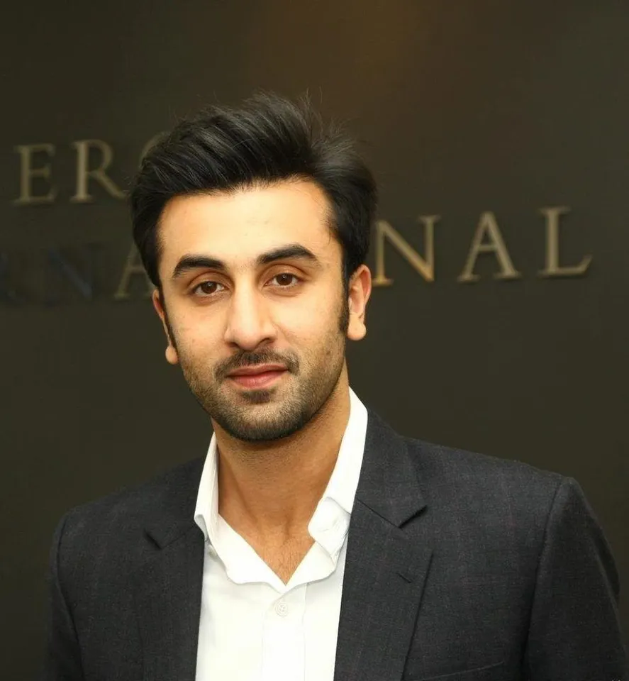 ওটিটি নাকি থিয়েটার কোথায় মুক্তি পাচ্ছে রনবীর কাপুরের পরবর্তী ছবি?