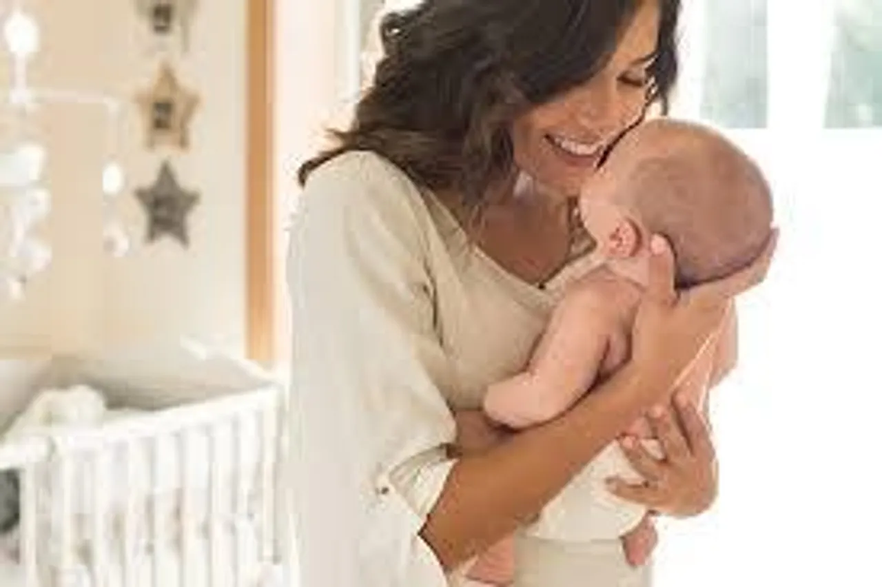 নতুন মা হয়েছেন, তবে খাবার একদম নয়