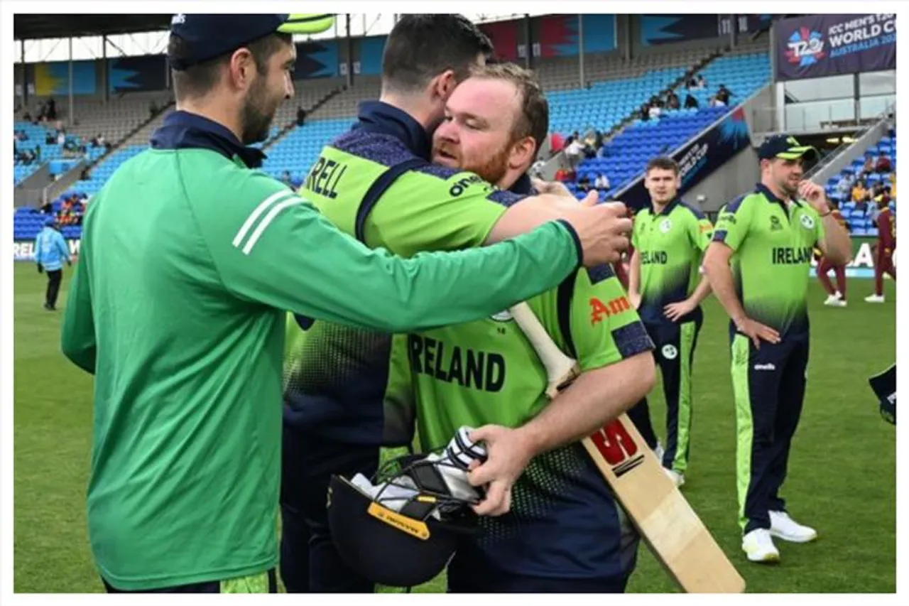 ১৩ বছরের খরা কাটাল আয়ারল্যান্ড